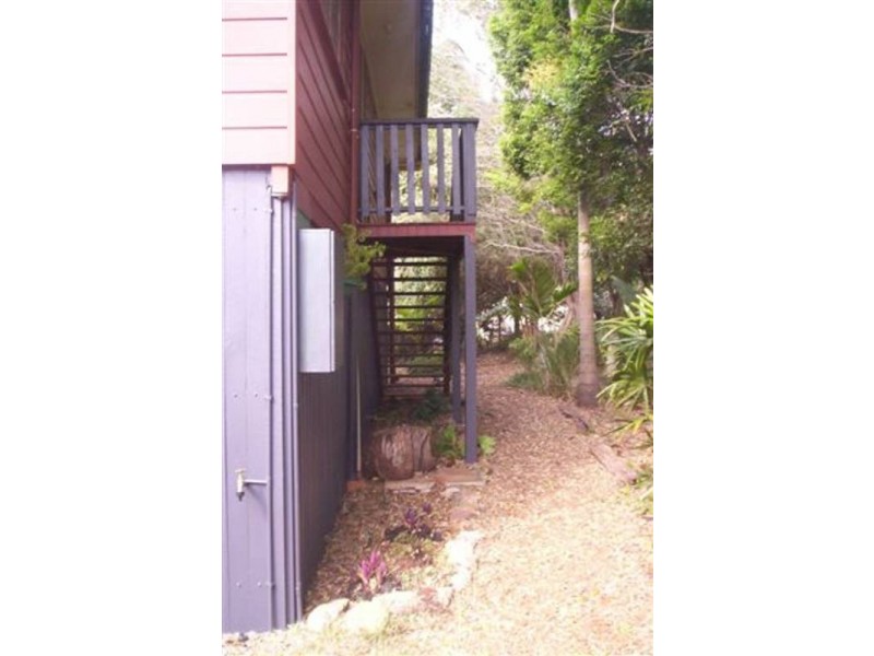 6-10 Con Street, Macleay Island QLD 4184