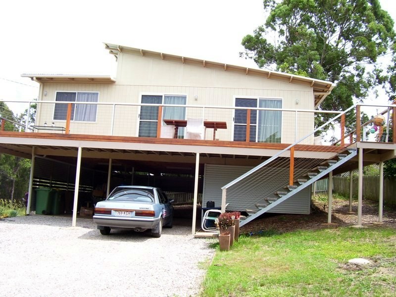 33 Scarborough Terrace, Macleay Island QLD 4184