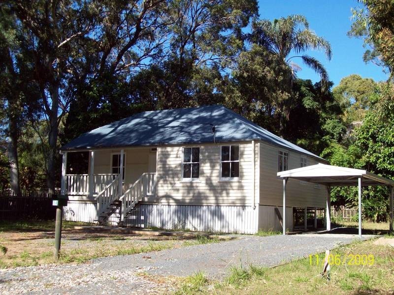 14 Allambie Street, Macleay Island QLD 4184