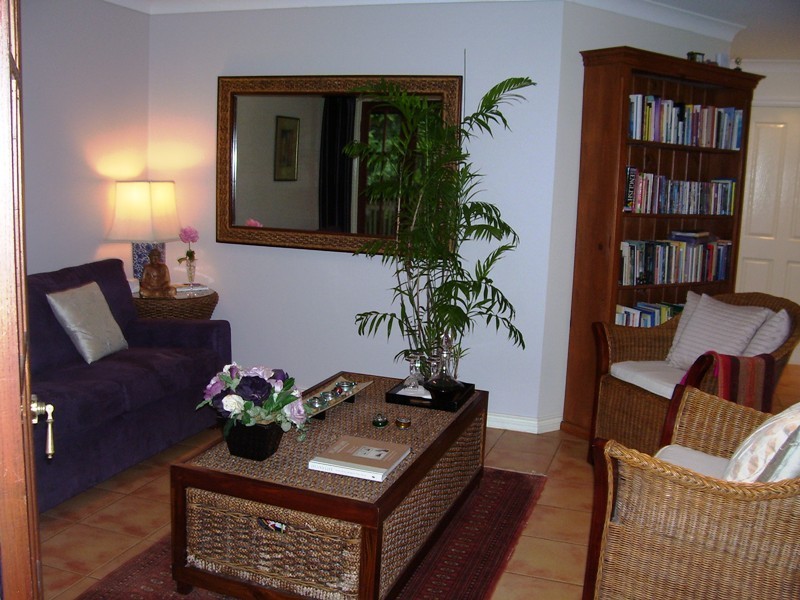 2 Emily Court, Macleay Island QLD 4184