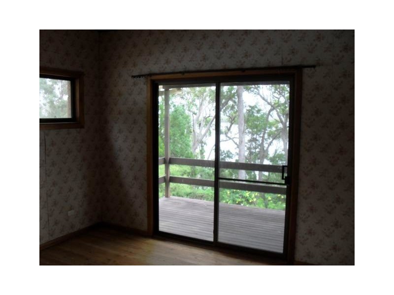 23-25 Cliff Terrace, Macleay Island QLD 4184