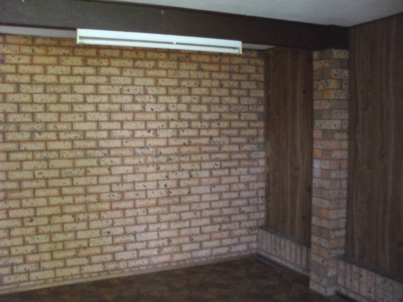 23-25 Cliff Terrace, Macleay Island QLD 4184