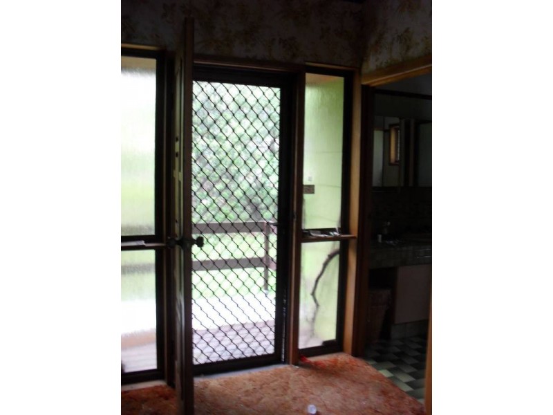 23-25 Cliff Terrace, Macleay Island QLD 4184