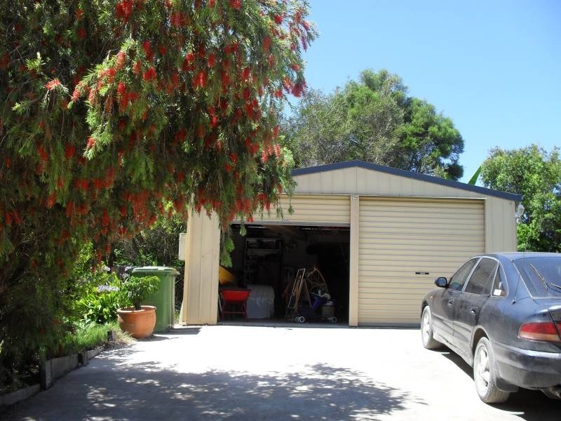 55 Scarborough Terrace, Macleay Island QLD 4184