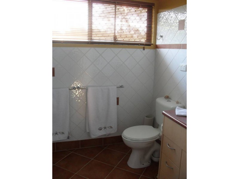 55 Scarborough Terrace, Macleay Island QLD 4184