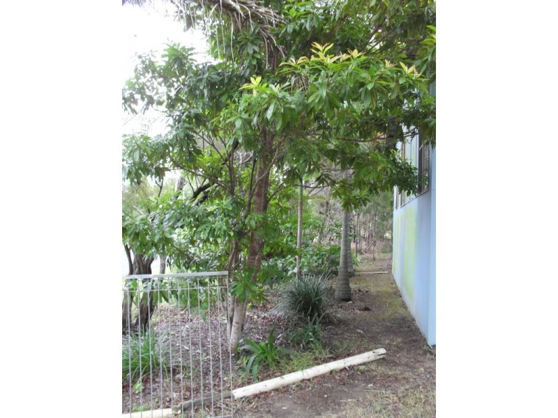 17 Hastings Terrace, Macleay Island QLD 4184