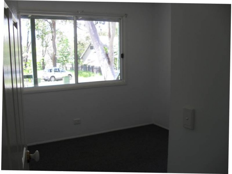 18 Kooberry Street, Macleay Island QLD 4184