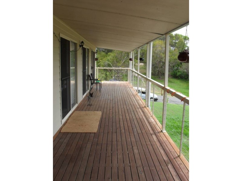 1 Koonwarra Parade, Macleay Island QLD 4184