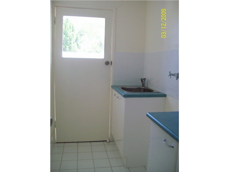 13 Pelican STREET, Macleay Island QLD 4184