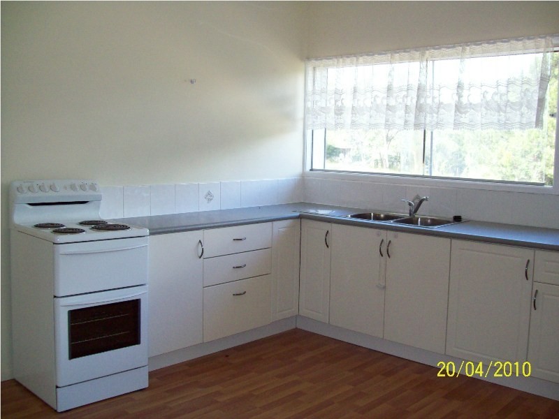 138 High Central Road, Macleay Island QLD 4184