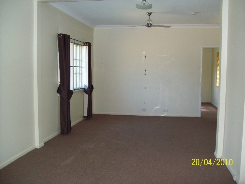 138 High Central Road, Macleay Island QLD 4184