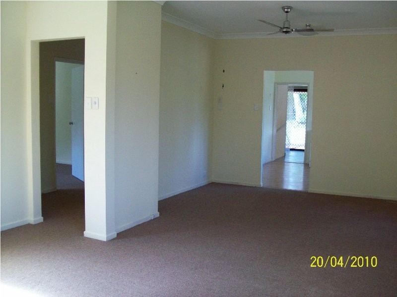 138 High Central Road, Macleay Island QLD 4184