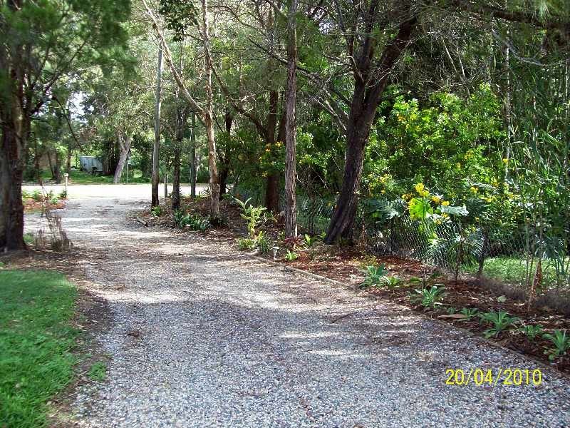 138 High Central Road, Macleay Island QLD 4184