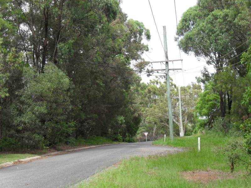 11 Eastern Road, Macleay Island QLD 4184