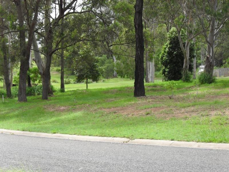 11 Eastern Road, Macleay Island QLD 4184