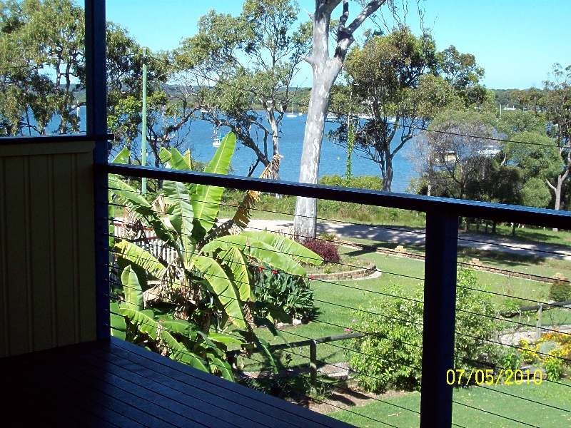 55 Scarborough Terrace, Macleay Island QLD 4184