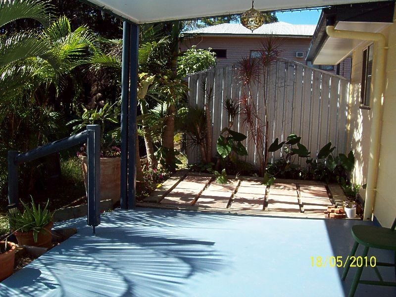 2 Heath Street, Macleay Island QLD 4184