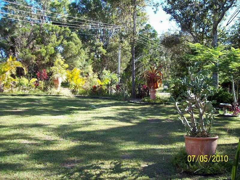 2 Heath Street, Macleay Island QLD 4184