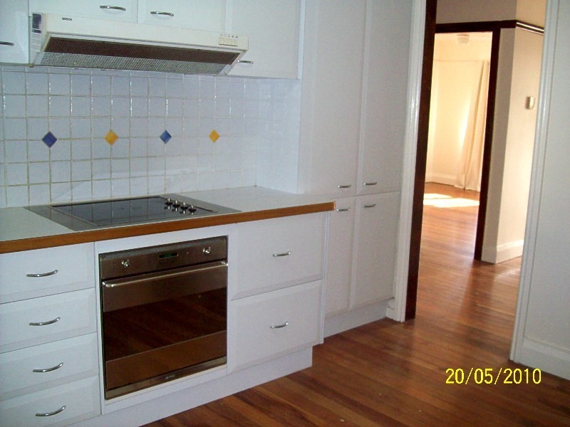 4 Duncan Street, Macleay Island QLD 4184