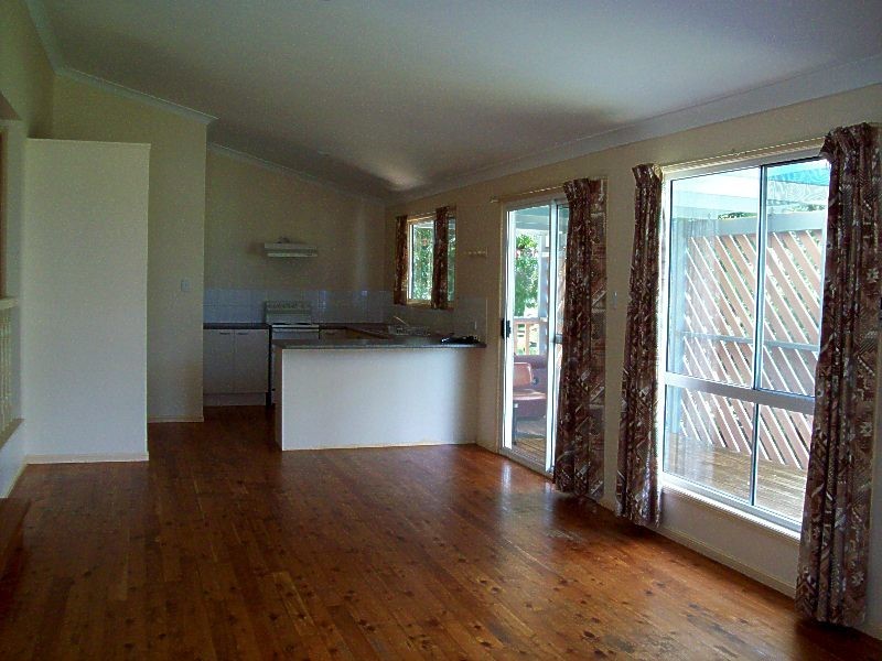 18-20 Hamilton Parade, Macleay Island QLD 4184