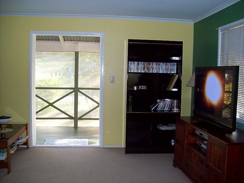 2 Boxwood Avenue, Lamb Island QLD 4184