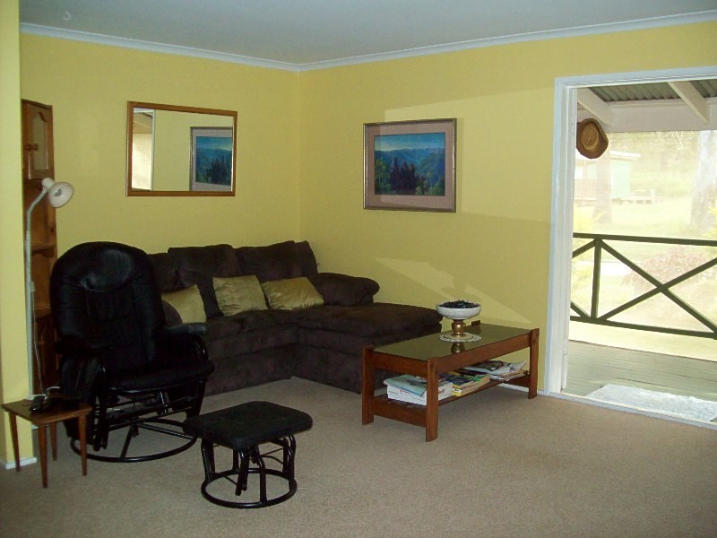 2 Boxwood Avenue, Lamb Island QLD 4184