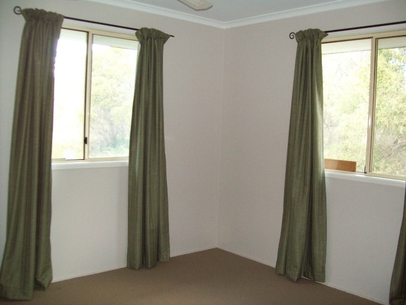 4 Peter Court, Macleay Island QLD 4184