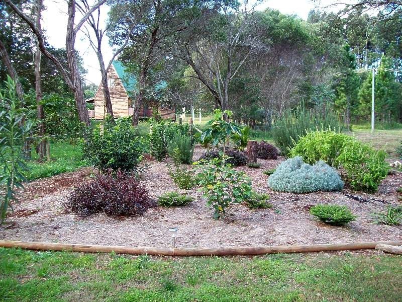 4 Peter Court, Macleay Island QLD 4184