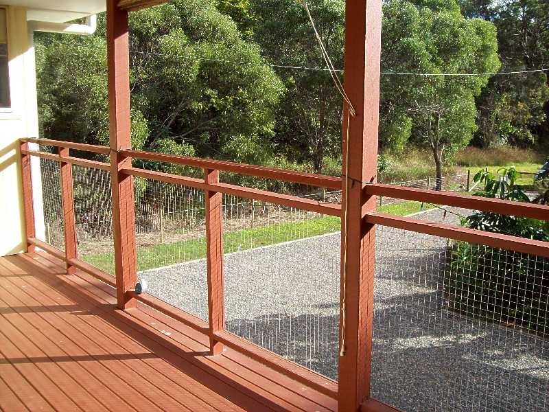 4 Peter Court, Macleay Island QLD 4184