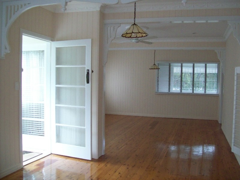 17 Noonmuckle Street, Macleay Island QLD 4184