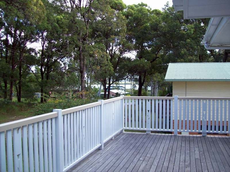 17 Noonmuckle Street, Macleay Island QLD 4184