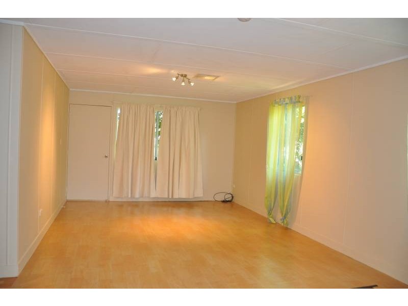 181 High Central Road, Macleay Island QLD 4184