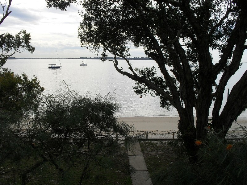 53 Coast Road, Macleay Island QLD 4184