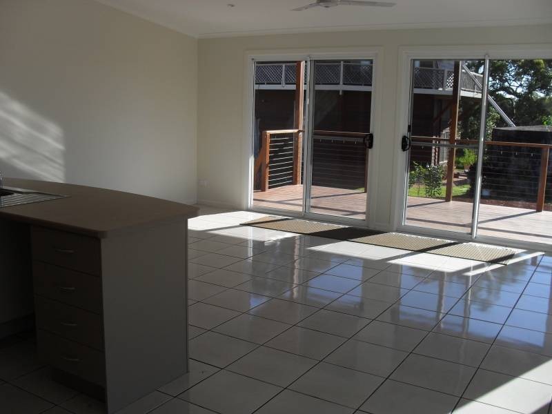 3 Bahah Street, Macleay Island QLD 4184