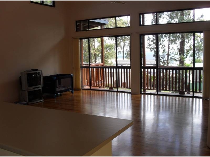 22 Kalara Street, Macleay Island QLD 4184