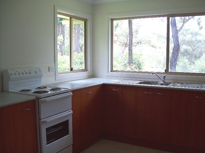 8 Blue Water Crescent, Macleay Island QLD 4184