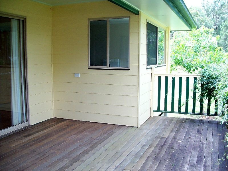 8 Blue Water Crescent, Macleay Island QLD 4184