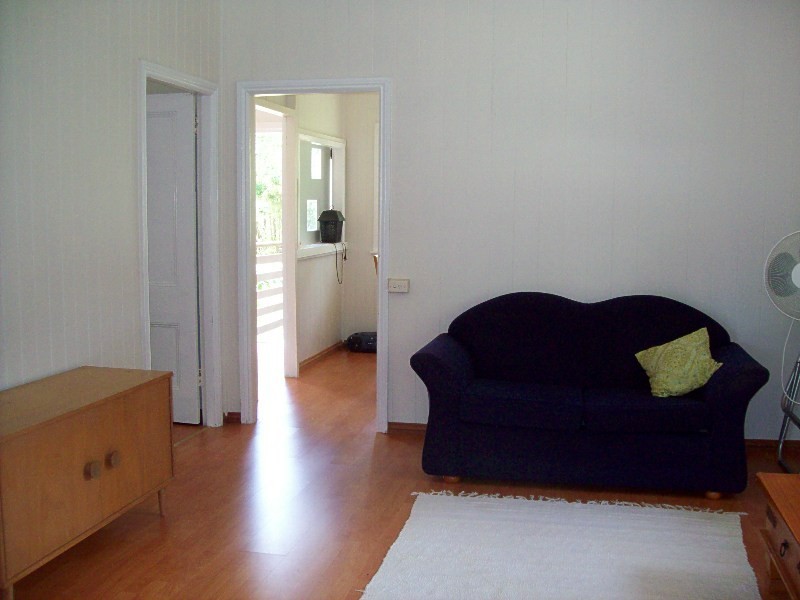 70 High Central Road, Macleay Island QLD 4184