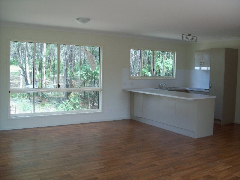 92 Kate Street, Macleay Island QLD 4184
