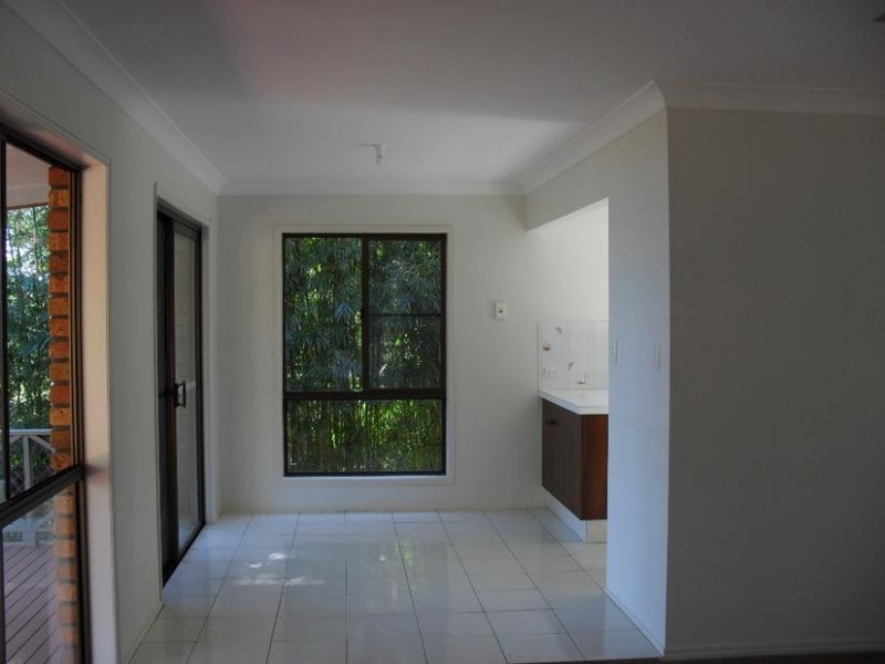 29 Coast Road, Macleay Island QLD 4184