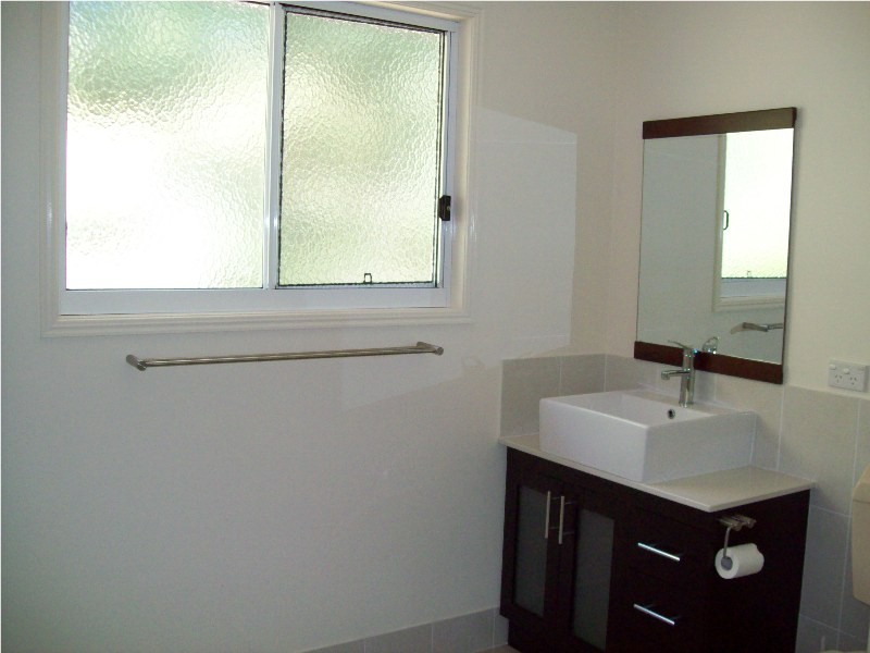 7 Ray Street, Macleay Island QLD 4184