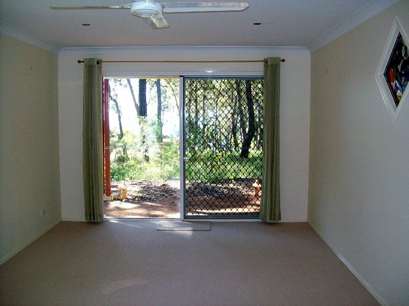 7 Ray Street, Macleay Island QLD 4184