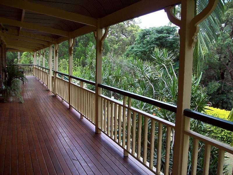 5-9 Weeroona Avenue, Macleay Island QLD 4184