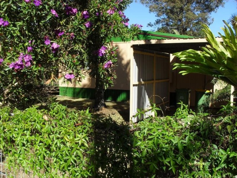 3 Paula Parade, Lamb Island QLD 4184
