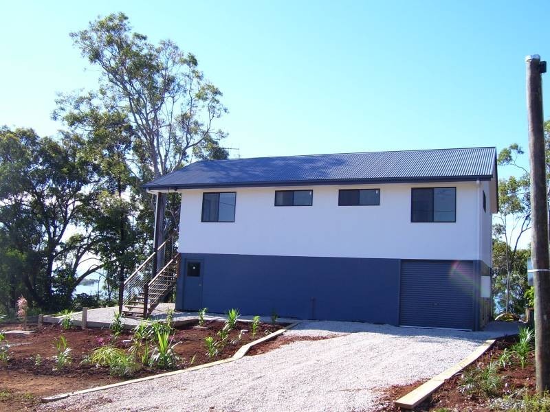 36 Blue Water Crescent, Macleay Island QLD 4184