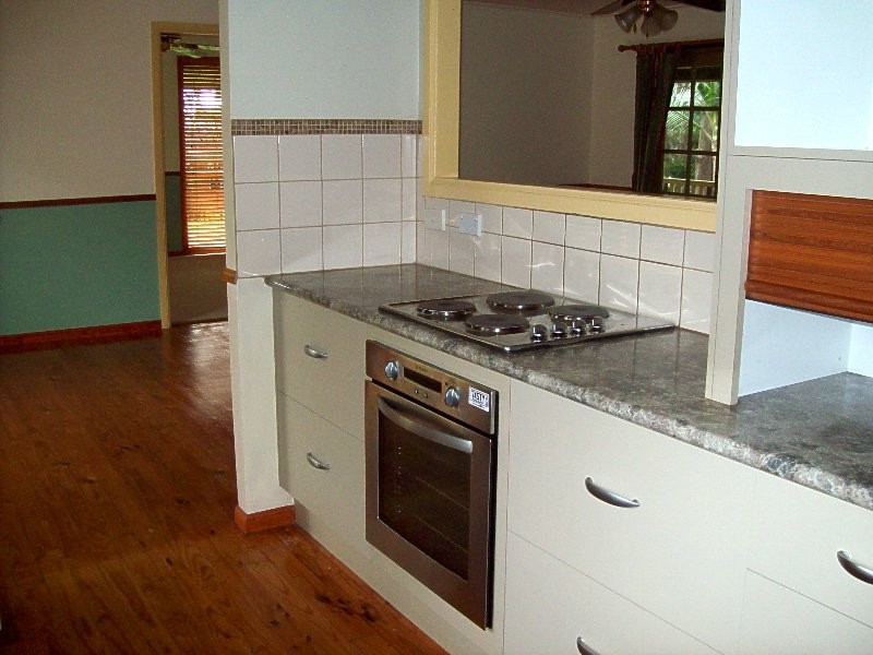 36 Coast Road, Macleay Island QLD 4184