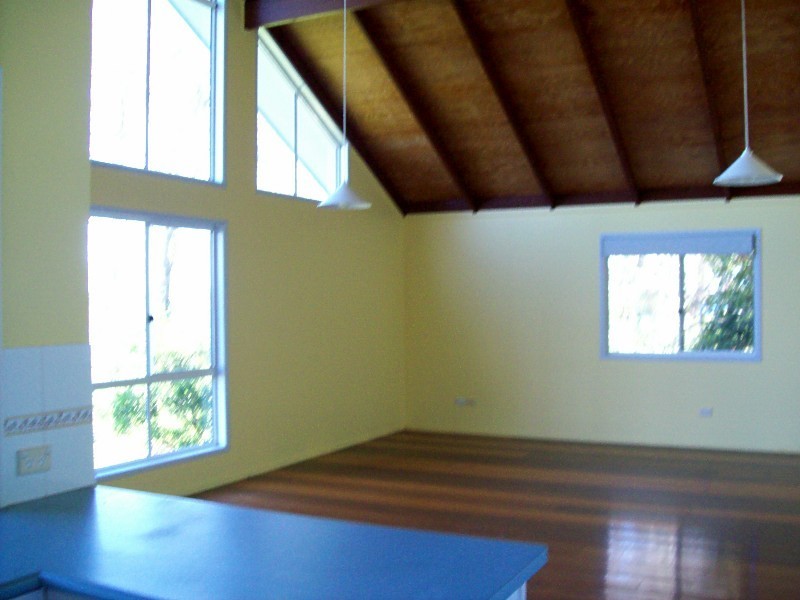 14 Emily Crescent, Macleay Island QLD 4184