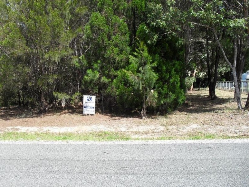 9 Pelican Street, Macleay Island QLD 4184