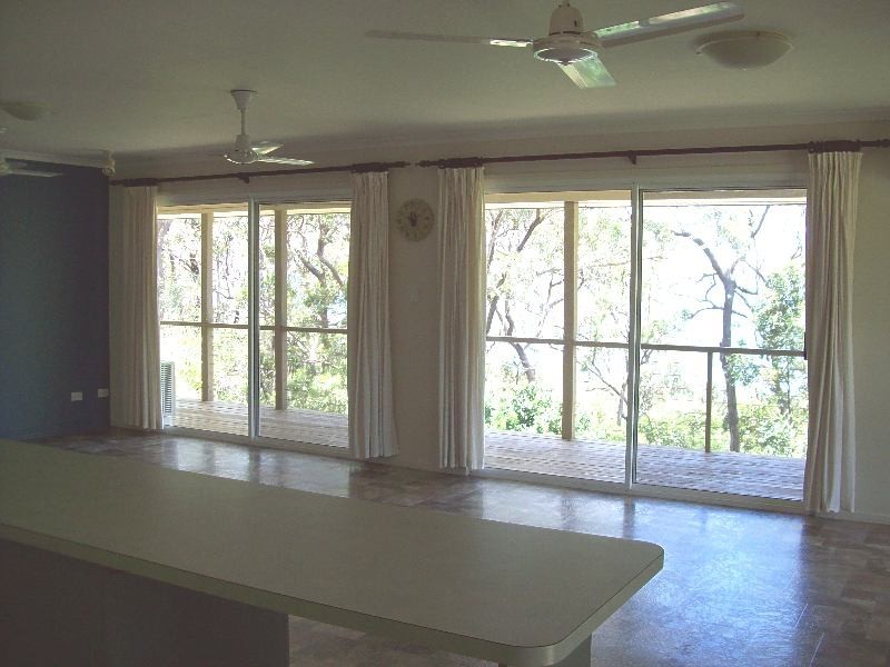 77 Beelong Street, Macleay Island QLD 4184