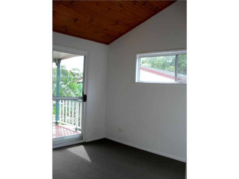 14 Alexander Street, Macleay Island QLD 4184